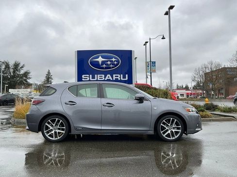 Used 2015 Lexus CT 200h image 9