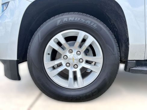 Used 2019 Chevrolet Suburban LT AWD/4WD image 26