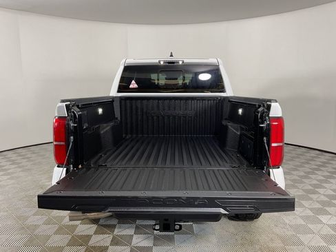 Used 2025 Toyota Tacoma 4x4 Double Cab image 20