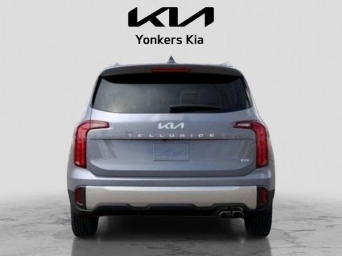 Used 2025 Kia Telluride S AWD/4WD image 5
