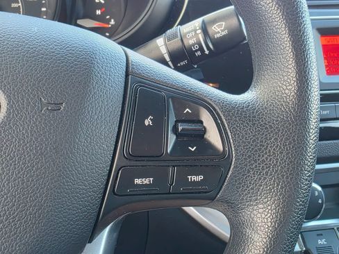 Used 2016 Kia Rio LX image 18
