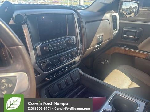 Used 2018 GMC Sierra 1500 SLT image 16
