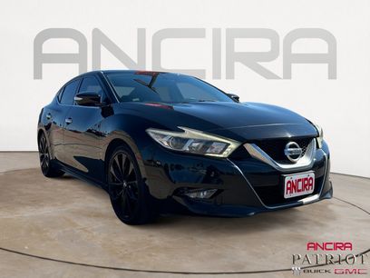 Used 2017 Nissan Maxima SR w/ Midnight Edition