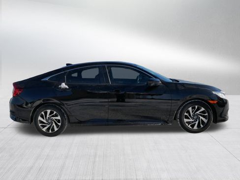 Used 2018 Honda Civic EX image 7