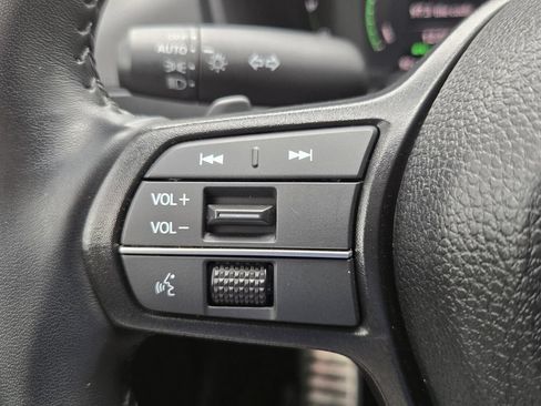 Used 2025 Honda Accord Sport image 25