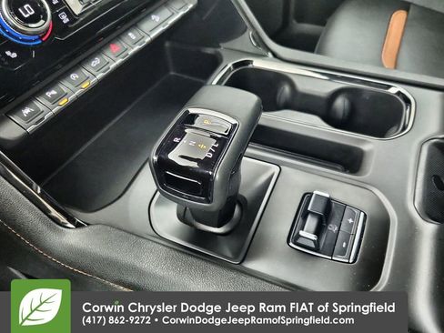 Used 2024 GMC Sierra 1500 AT4 w/ Technology Package image 28