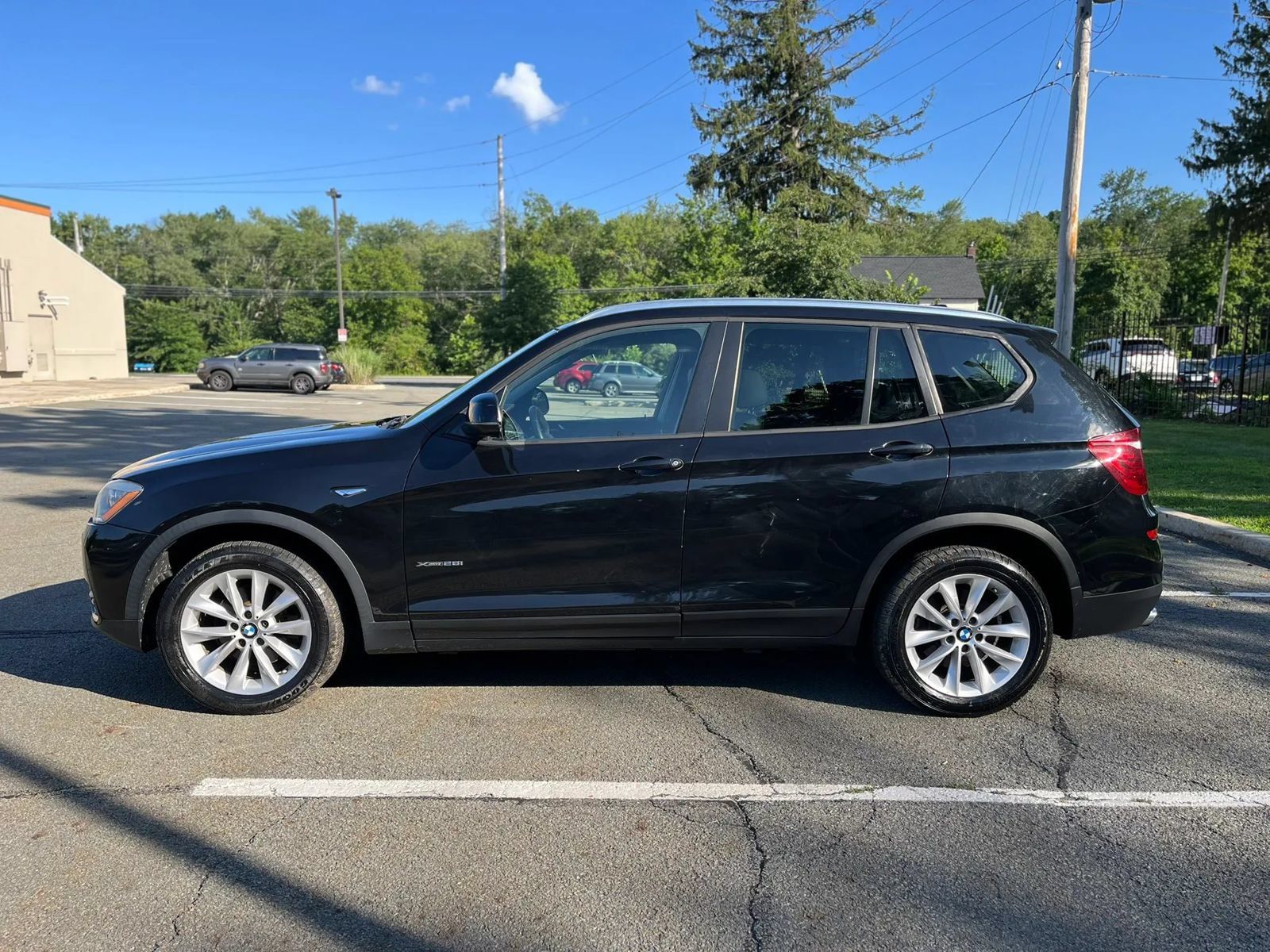 Used 2016 BMW X3 xDrive28i AWD/4WD image 5