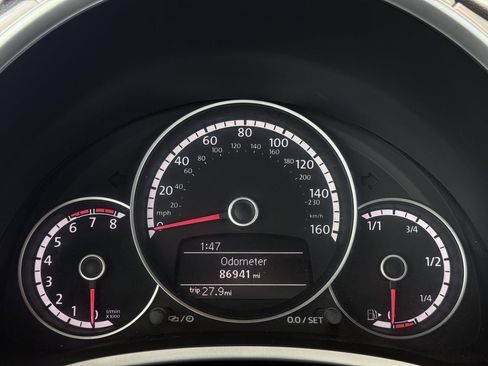 Used 2015 Volkswagen Beetle 1.8T image 33