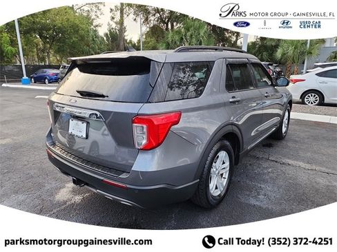 Certified 2021 Ford Explorer XLT w/ Equipment Group 202A image 3