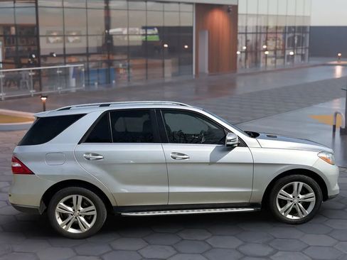 Used 2014 Mercedes-Benz ML 350 ML 350 4MATIC Sport Utility 4D w/ Premium 1 Package image 16