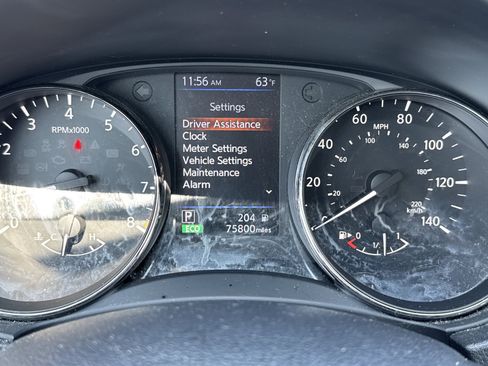 Used 2018 Nissan Rogue S AWD/4WD image 17