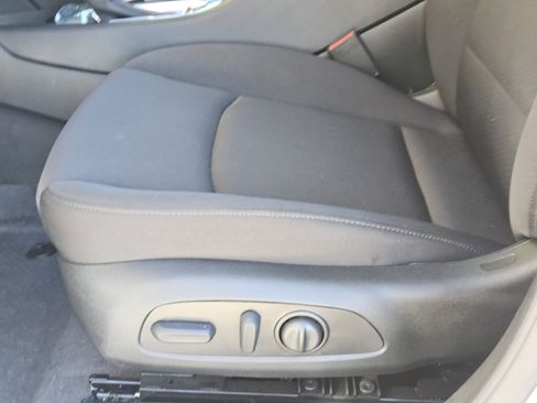 Used 2024 Chevrolet Malibu RS image 26