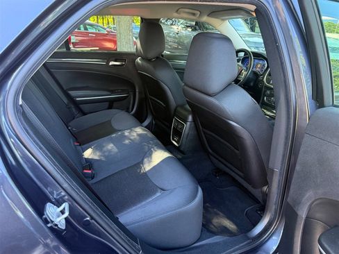 Used 2019 Chrysler 300 Touring w/ Sport Appearance Package RWD image 20