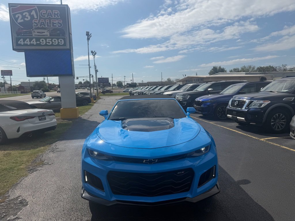 Used 2022 Chevrolet Camaro ZL1 RWD image 8