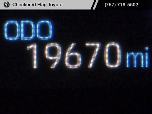 Used 2024 Toyota RAV4 XLE Premium image 27