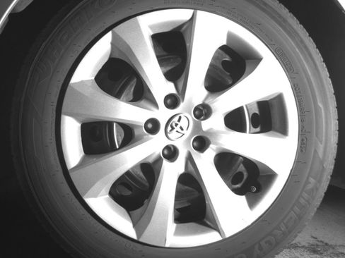 Used 2025 Toyota Corolla LE FWD image 15