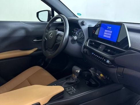 Used 2023 Lexus UX 250h FWD w/ Accessory Package (Z2) image 15