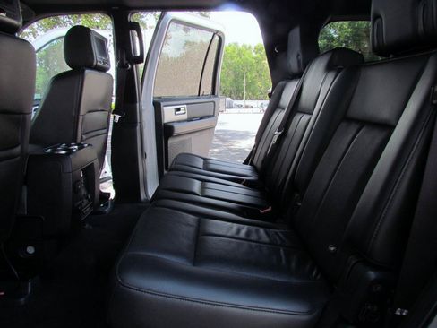 Used 2014 Ford Expedition Limited w/ Equipment Group 301A RWD image 27