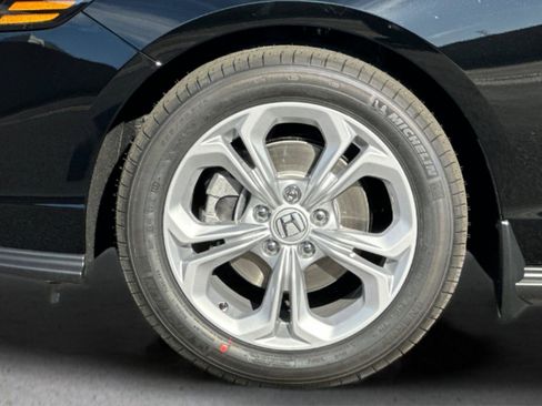 New 2026 Honda Accord LX image 30