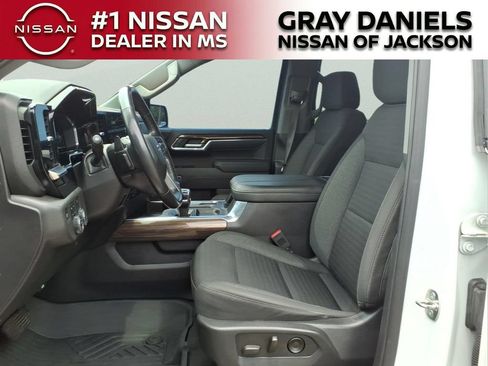 Used 2023 Chevrolet Silverado 1500 LT Trail Boss AWD/4WD image 23