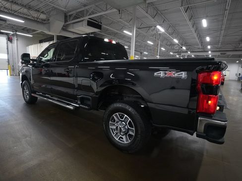 Used 2023 Ford F350 Lariat AWD/4WD image 31
