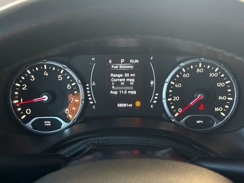 Used 2018 Jeep Renegade Latitude w/ Safety & Security Group FWD image 26