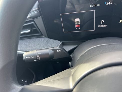 Used 2025 Nissan Kicks SV w/ Charging Package AWD/4WD image 38