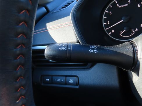 Used 2020 Nissan Altima 2.0 SR image 35