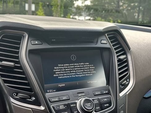 Used 2013 Hyundai Santa Fe Sport w/ Technology Pkg FWD image 28