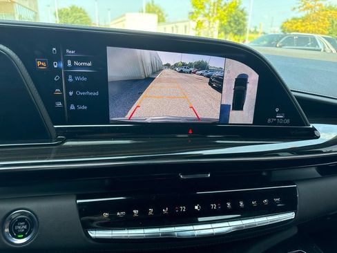Certified 2023 Cadillac Escalade Premium Luxury RWD image 18