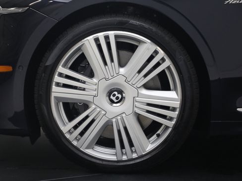 New 2026 Bentley Continental GTC AWD/4WD image 18