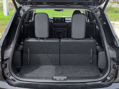 Used 2025 Mitsubishi Outlander SE FWD image 29