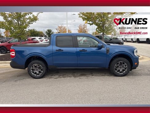 Used 2023 Ford Maverick XLT w/ XLT Luxury Package image 4