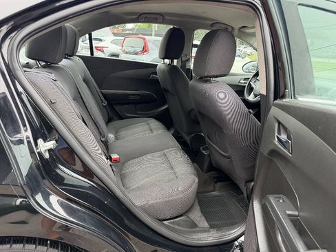 Used 2017 Chevrolet Sonic LT FWD image 14
