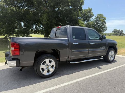 Used 2011 Chevrolet Silverado 1500 LT w/ Texas Edition RWD image 11