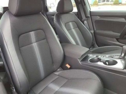 Used 2024 Honda Civic Sport image 13