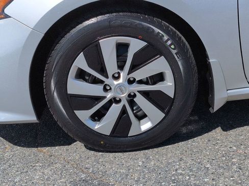 Used 2020 Nissan Altima 2.5 S image 9