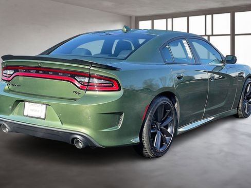 Used 2022 Dodge Charger R/T w/ Plus Group image 6
