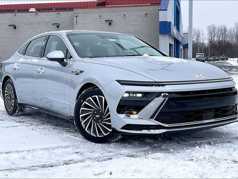 New 2026 Hyundai Sonata SEL image 1