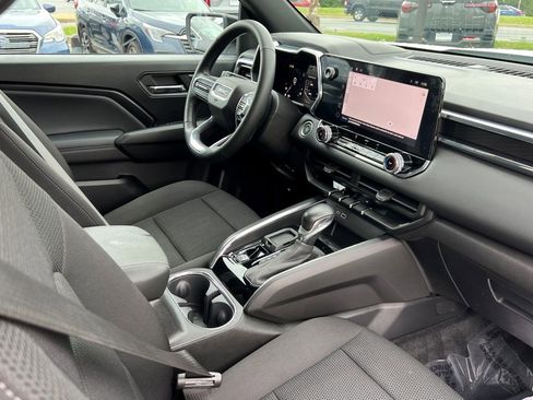 Used 2024 GMC Canyon Elevation image 8