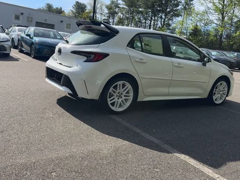 New 2026 Toyota Corolla SE FWD image 8