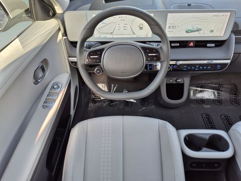 Certified 2024 Hyundai Ioniq 5 Limited RWD image 12
