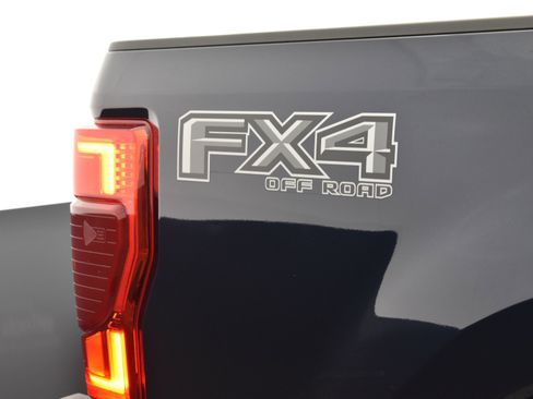 Used 2022 Ford F250 Lariat w/ Black Appearance Package image 48