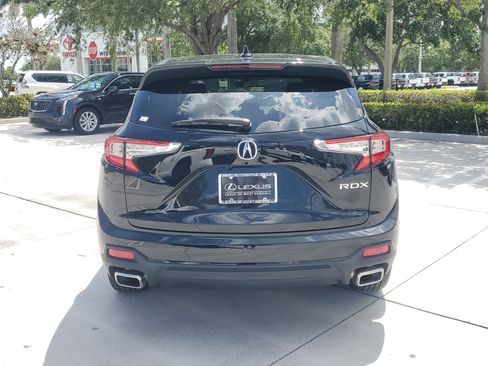 Used 2023 Acura RDX FWD w/ Technology Package image 9