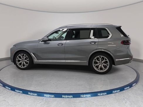 Used 2026 BMW X7 xDrive40i AWD/4WD image 8