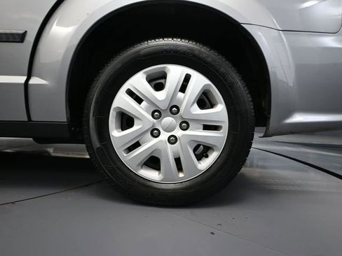 Used 2016 Dodge Grand Caravan American Value Package image 13