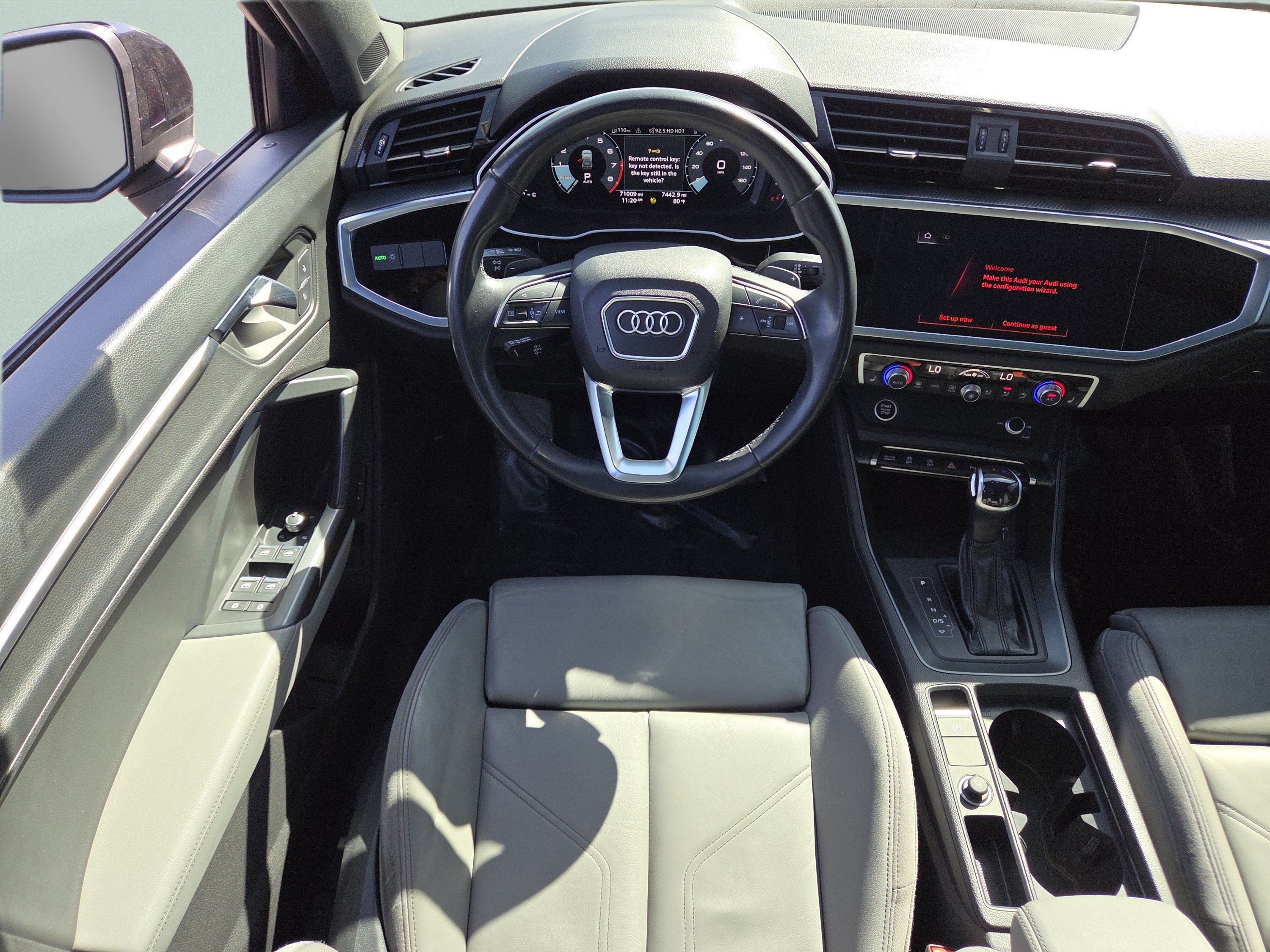 Used 2022 Audi Q3 2.0T Premium w/ Black Optic Sport Package AWD/4WD image 4
