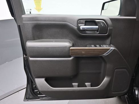 Used 2020 Chevrolet Silverado 1500 RST image 9