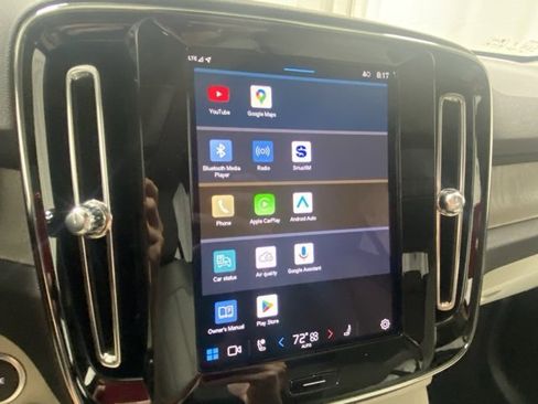 Certified 2025 Volvo XC40 B5 Ultra image 22