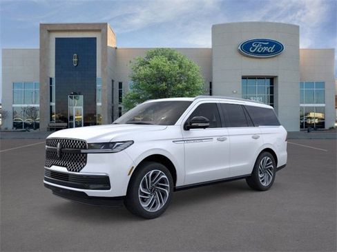 New 2025 Lincoln Navigator Reserve image 1